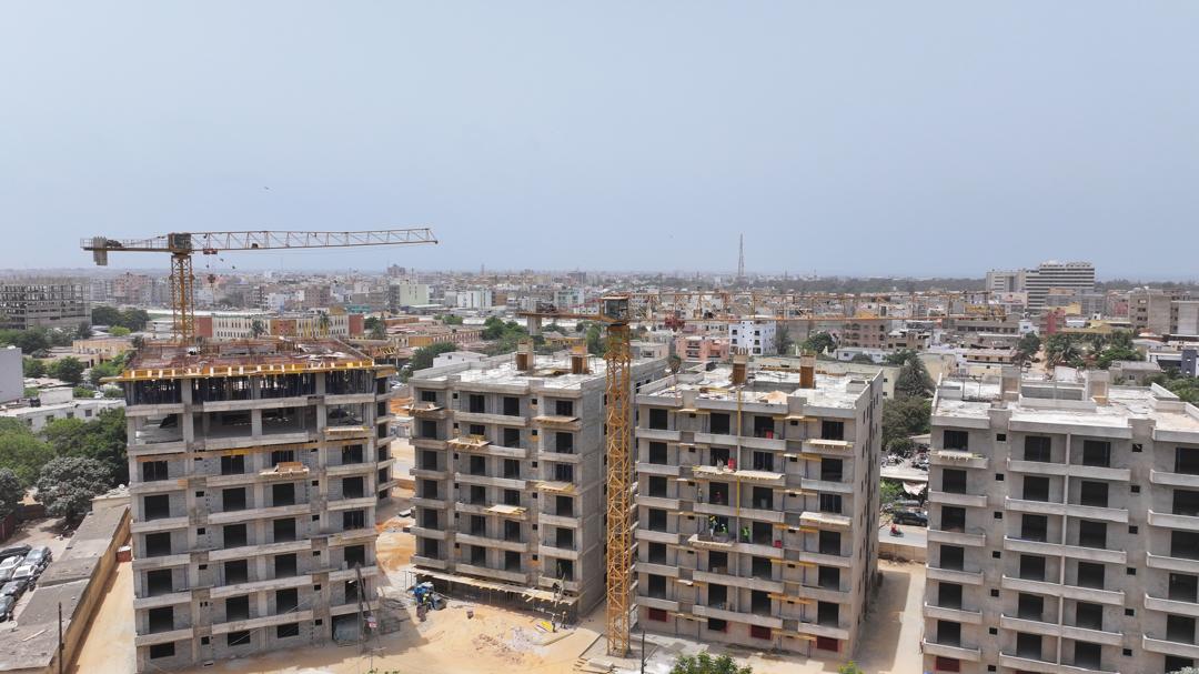 Construction de 6 immeubles R+6 et R+7 Front de terre